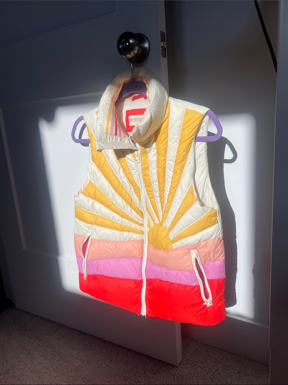Marine Layer archive sun puffy vest small